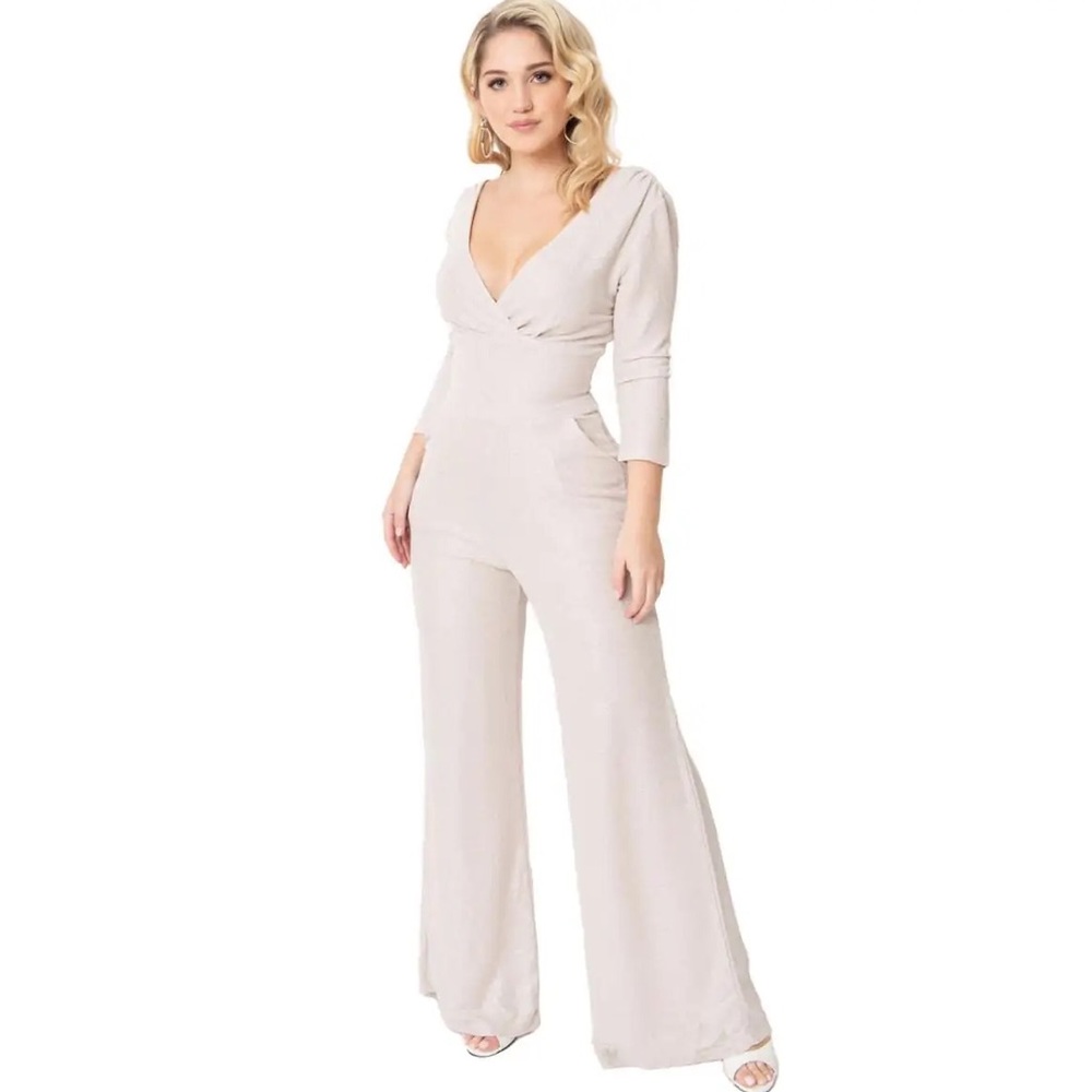 Unique Vintage Gloria Jumpsuit in Silver Sparkle w/ Wide Leg & V-Neck Size 2 XS